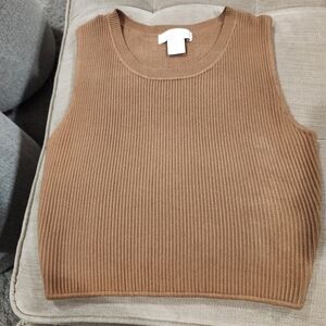 House of Harlow Croptop. SIZE M